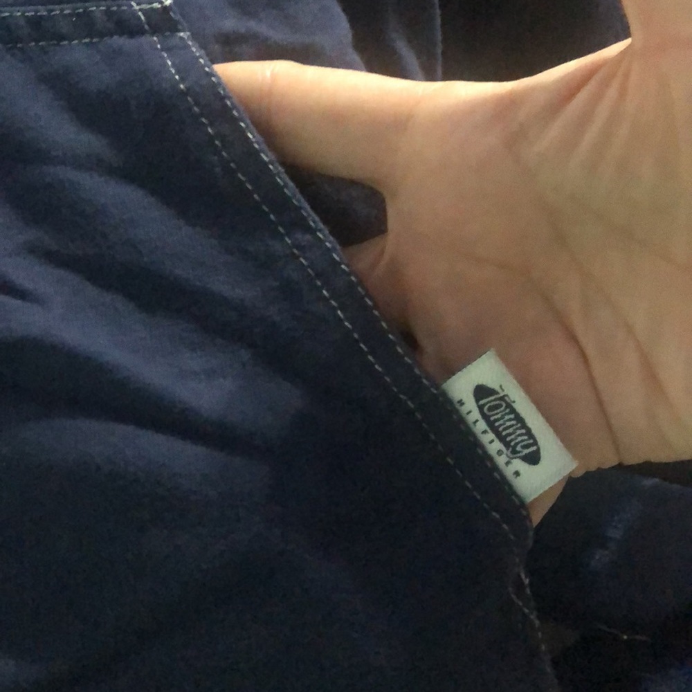 Retro Tommy Hilfiger Hoodie - Picture 3 of 6
